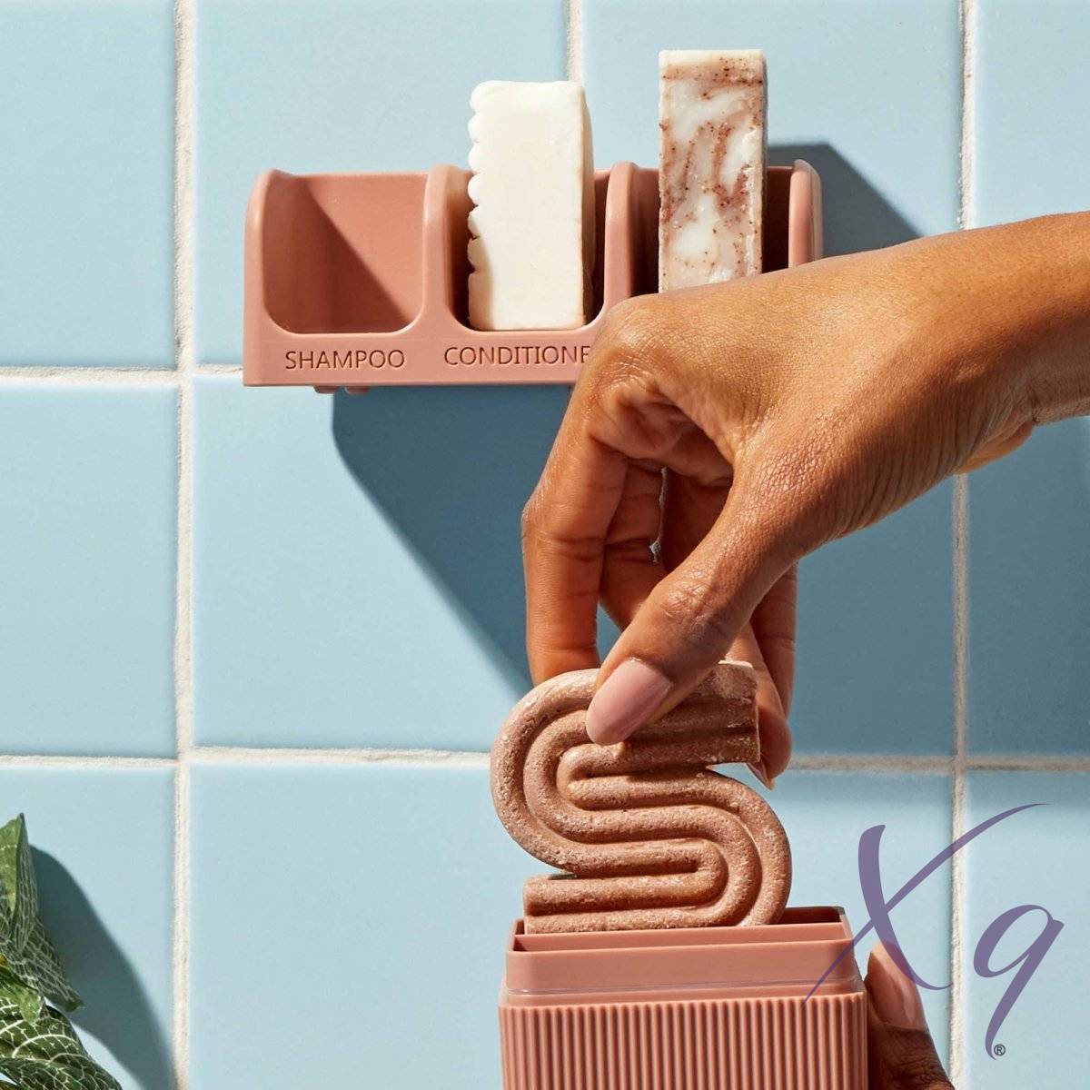 /Kitยทsch/ - Bottle-Free Beauty Travel Case - Image 7